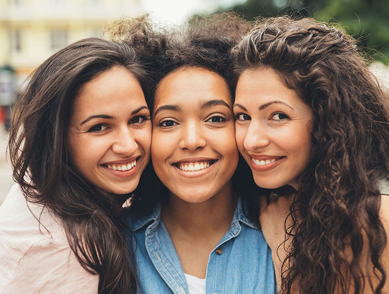 Clear Aligners for Straighter Teeth Costa Mesa CA