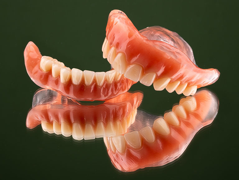 complete dentures