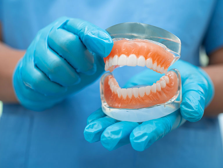 Denture Complete Sets
