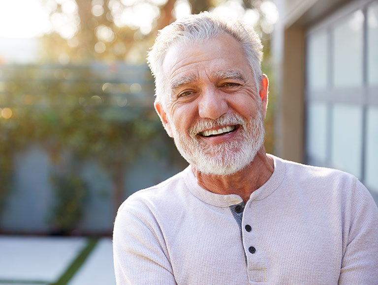 Dental implants cost for seniors